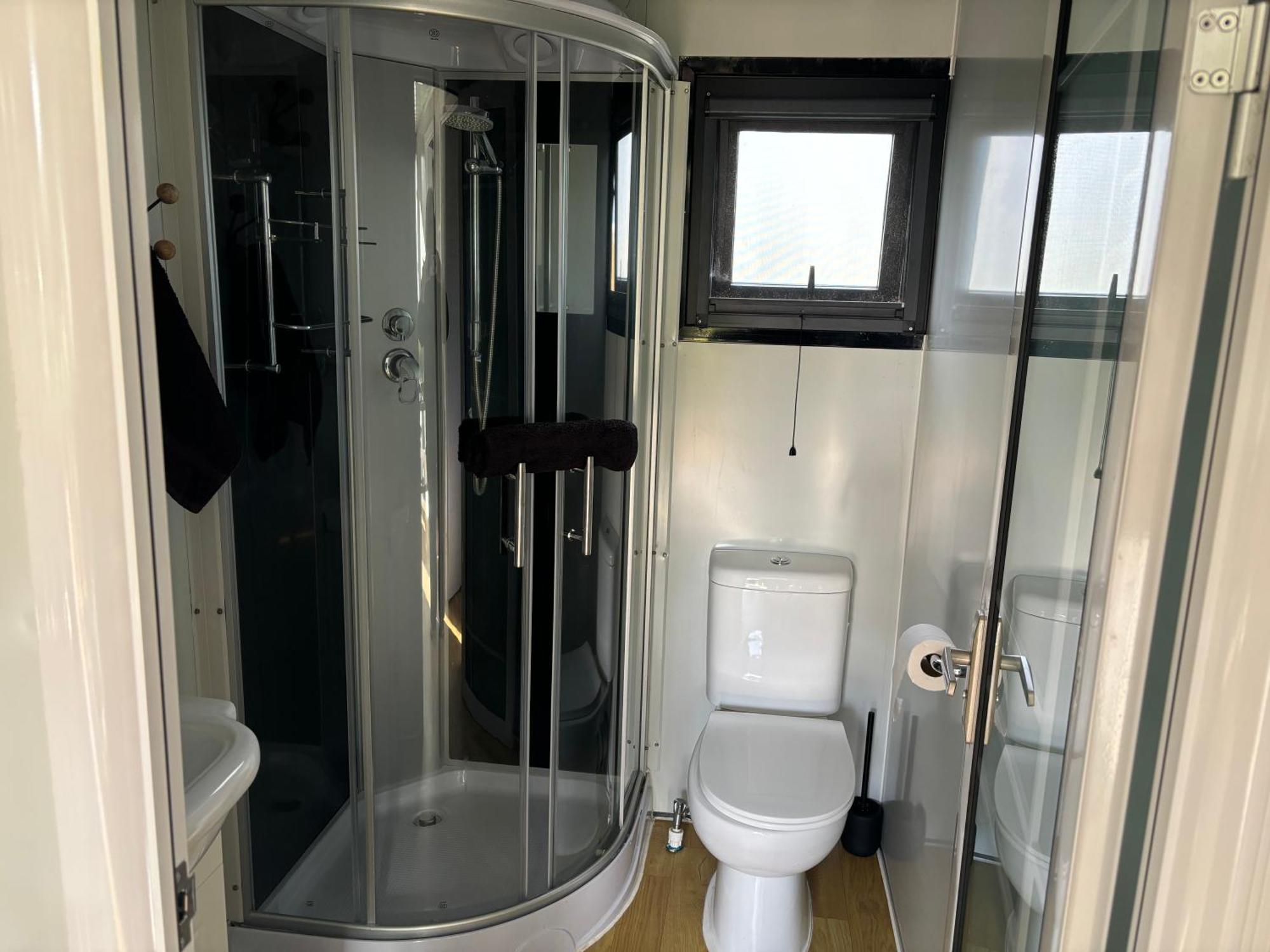 Апартаменты Adorable Little Container House Хейстингс Экстерьер фото